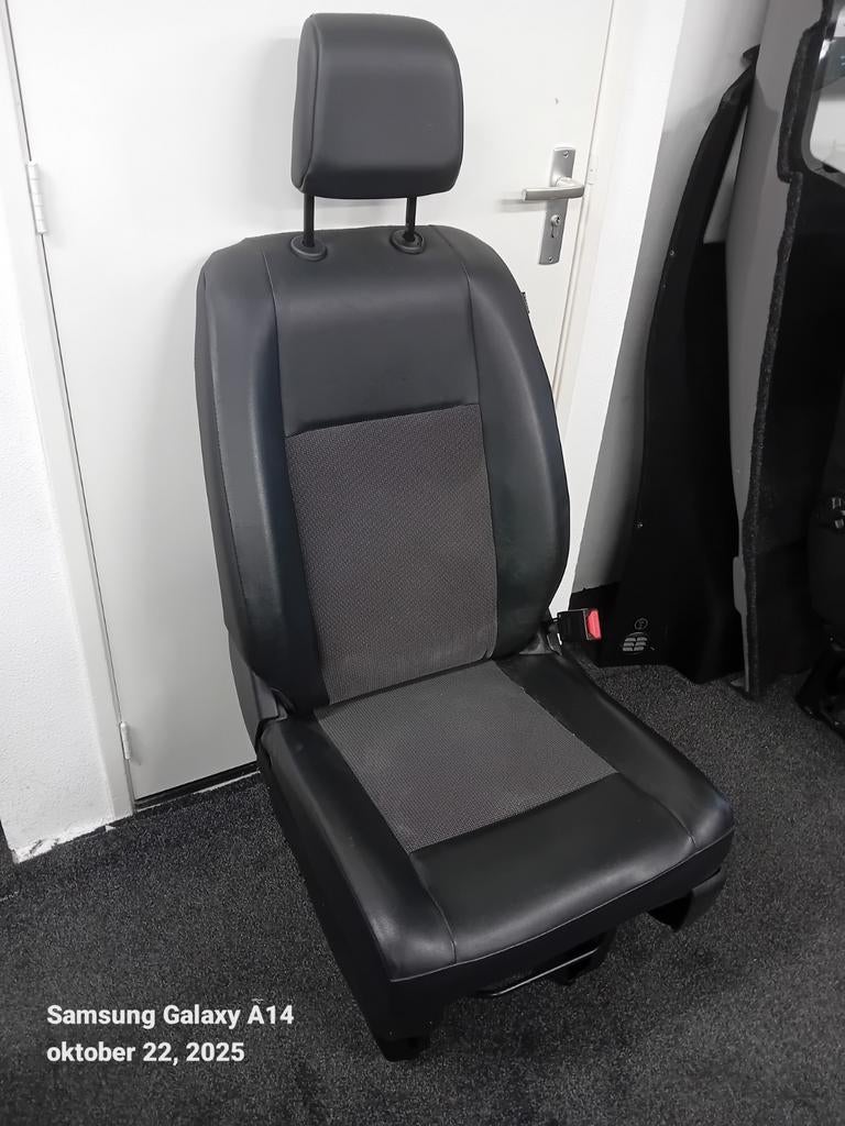 Peugeot expert bijrijdersstoel  850 euro 2016 -2026, Ophalen, Opel