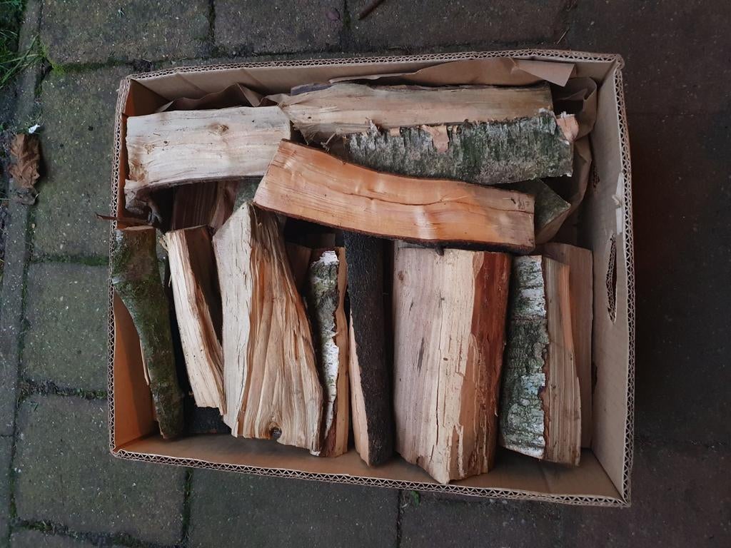Haardhout brandhout in bananendoos 12 kilo, 50 dm3, Minder dan 3 m³, Ophalen