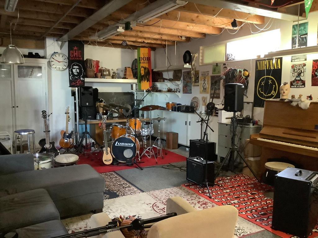 Gitaar- of drumles, Diensten en Vakmensen, Muziekles en Zangles, Privéles, Snaarinstrumenten