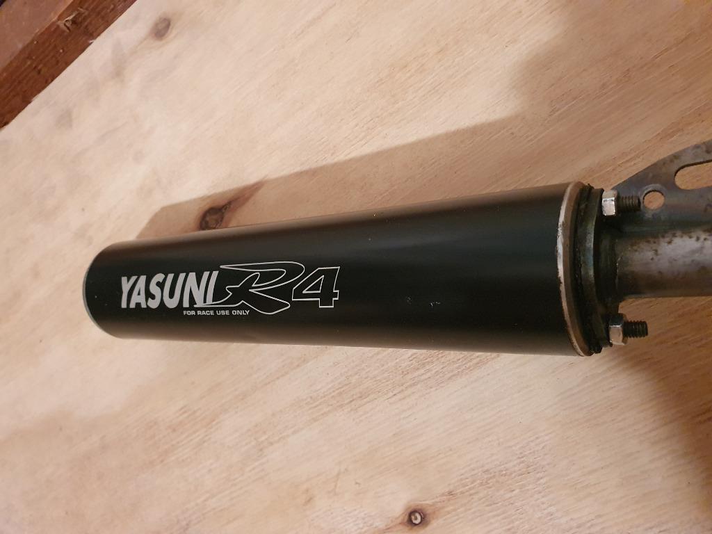 Yasuni R4 Max BigBore uitlaat Minarelli AM6 Rieju Beta RR..., Fietsen en Brommers, Ophalen of Verzenden, Zo goed als nieuw, Uitlaat