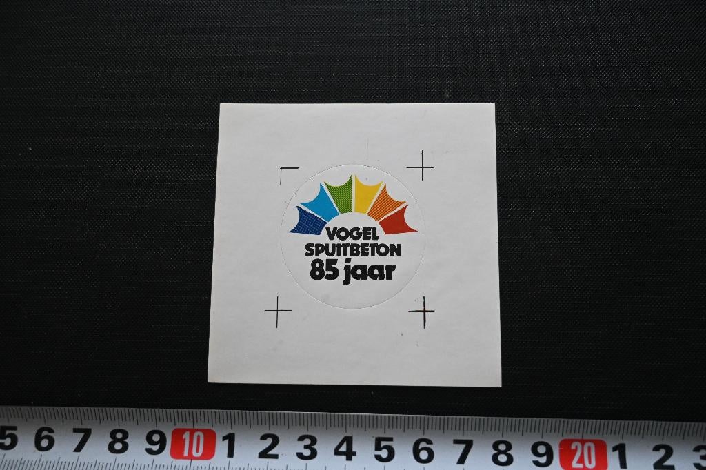 sticker vogel spuitbeton 85 jaar zwijndrecht *, Ophalen, Zo goed als nieuw