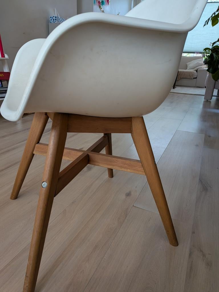Ikea Fanbyn Stoel - Kunststof Zitting, Wit, Scandinavisch, Zo goed als nieuw, Eén