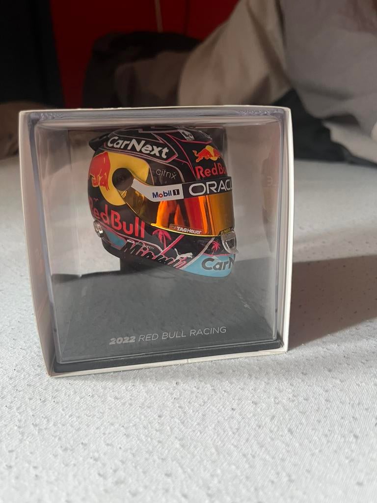 Max verstappen miami 2022 helm 1:4, Verzamelen, Ophalen of Verzenden, Zo goed als nieuw, Formule 1