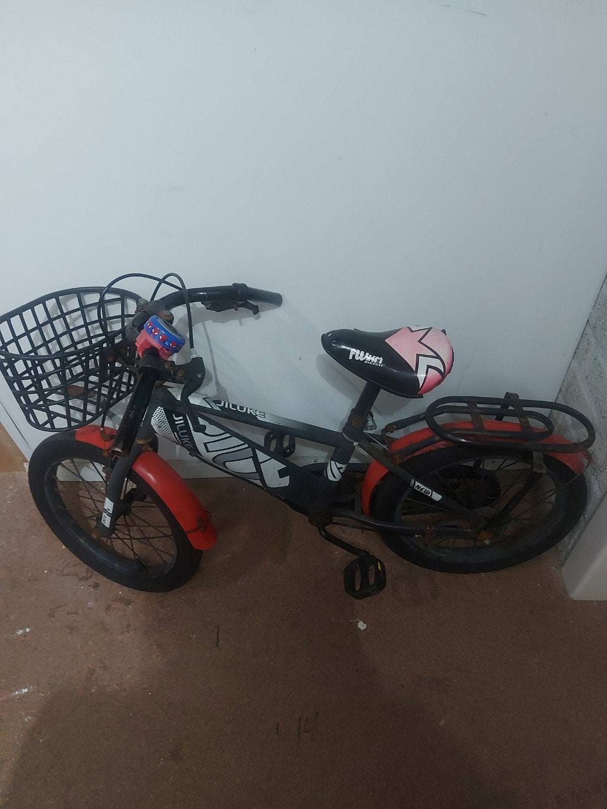 Jiluke kinderfiets 16 inch met mandje en bagagedrager, Fietsen en Brommers, Ophalen, Jiluke, Trommelrem, 16 tot 20 inch