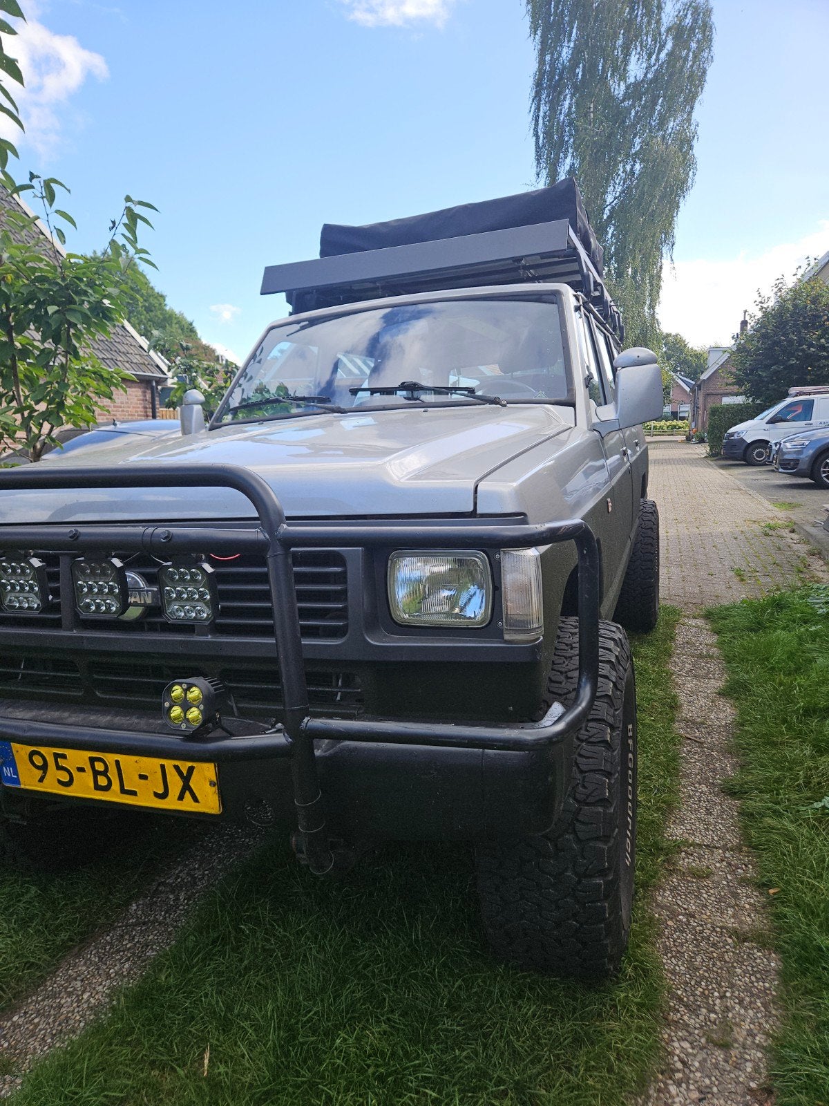 Nissan Patrol Overland 4x4 overlander daktent luifel awd, Auto's, Origineel Nederlands, Diesel, 2050 kg, Te koop