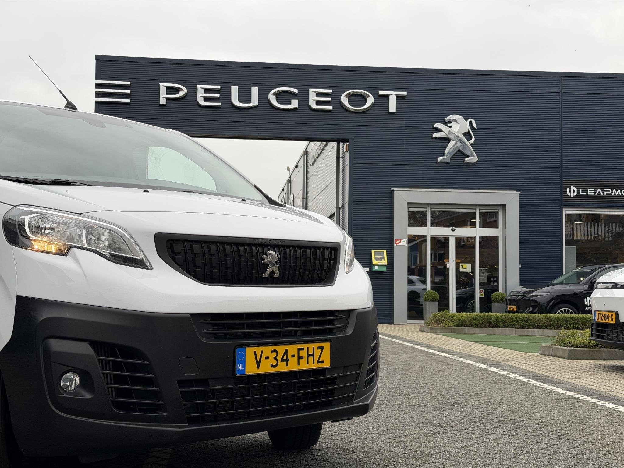 Peugeot Expert 1.5 BlueHDI 100PK S&S L3 Navigatie, Achteruit, Auto's, Voorwielaandrijving, 12 maanden, Euro 6, 4 cilinders