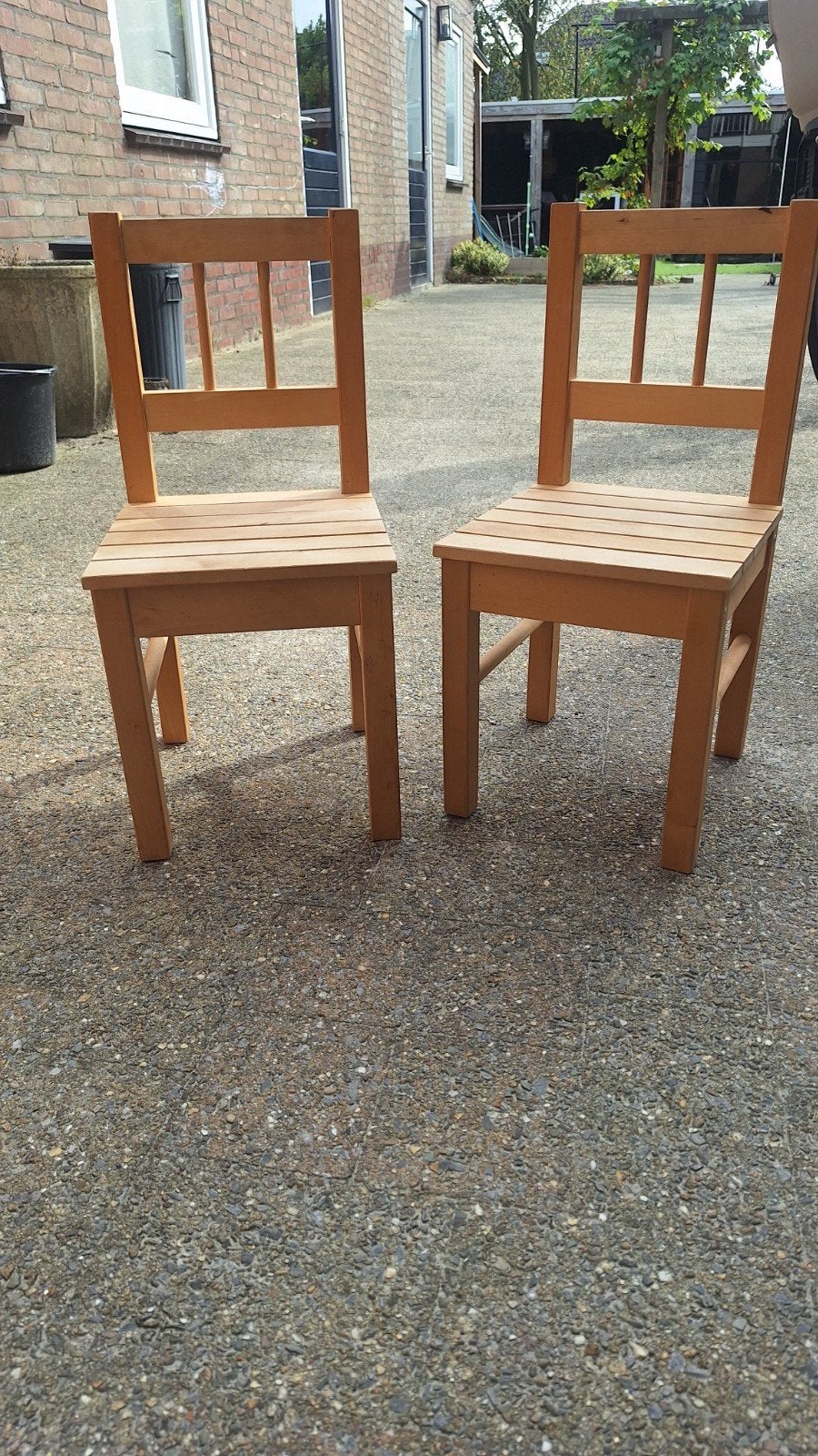 Twee houten stoelen - ideaal voor kinderen of decoratie, Ophalen, Gebruikt, Twee, Overige kleuren