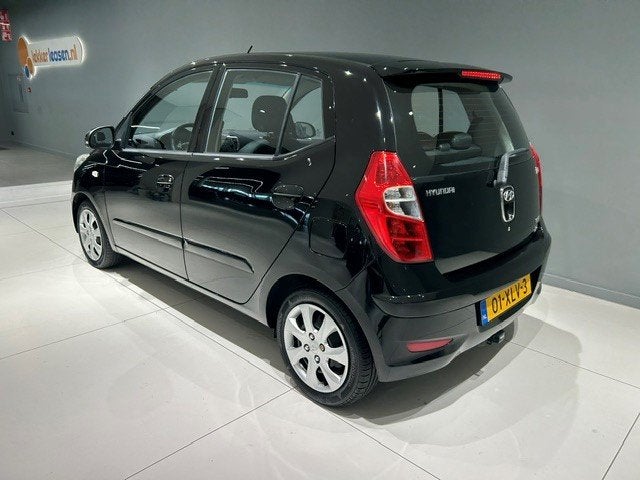 HYUNDAI I 10 1.2i 85pk i-Motion Cool AIRCO, Auto's, Gebruikt, Zwart, 4 cilinders, Zwart