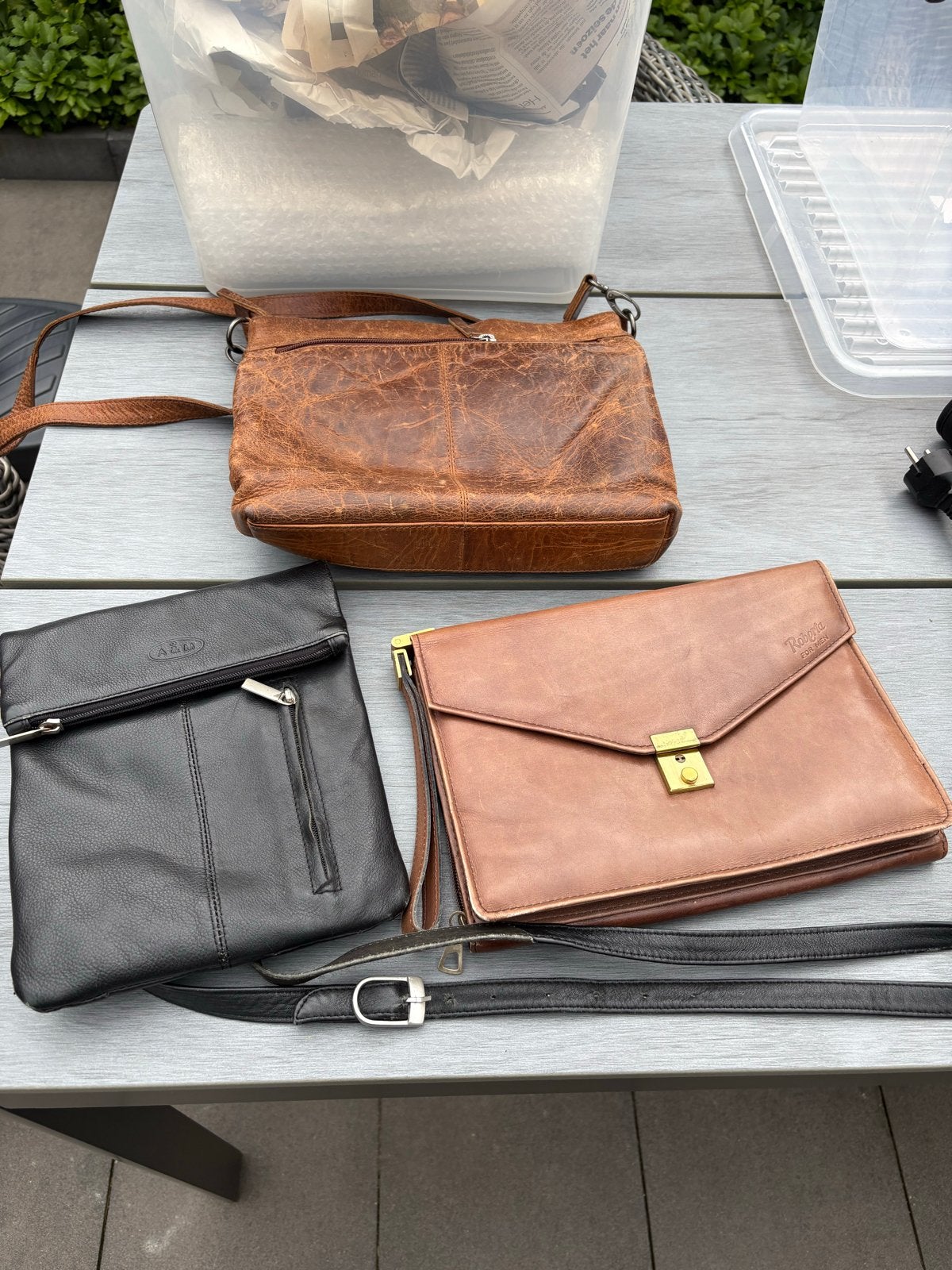 Set van 3 leren tassen: Heren schoudertasjes en clutch, Ophalen of Verzenden, Gebruikt, Bruin