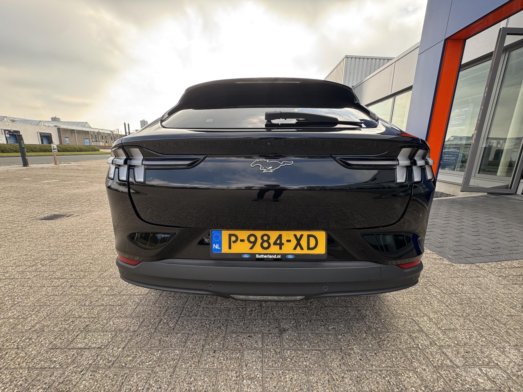 Foto 7 van Ford Mustang Mach-E Extended RWD 98 kWh 294pk | Technology P