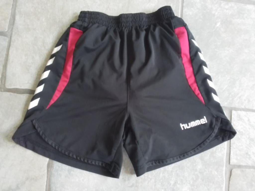 Nette jongens korte broek HUMMEL maat 170/176, Broek, Ophalen of Verzenden, Zo goed als nieuw, Hummel