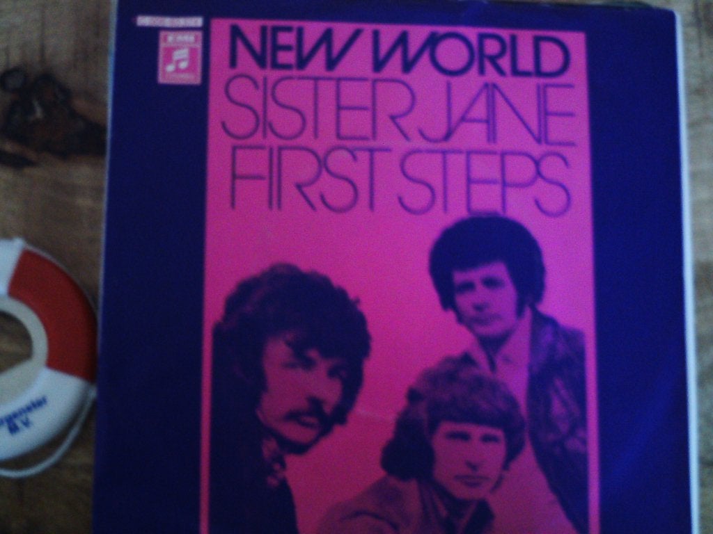 new world - sister jane 11jul, 7 inch, Ophalen of Verzenden, Zo goed als nieuw, Pop
