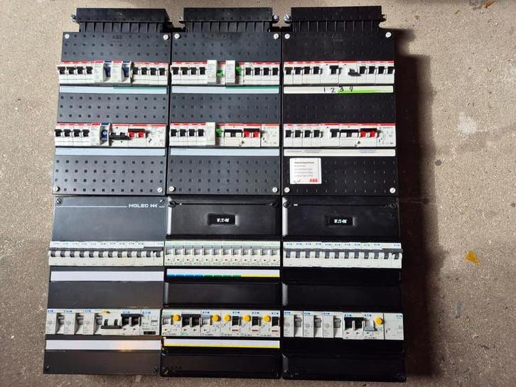 Abb,Eaton meterkast 12 groepen incl.kook,z.p.groep,beltrafo, Doe-het-zelf en Verbouw, Elektra en Kabels, Gebruikt, ABB, Eaton