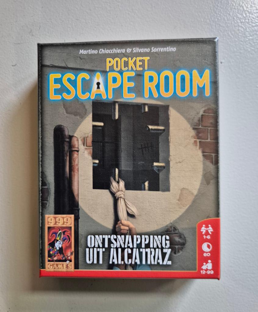 Pocket Escape Room: Ontsnapping uit Alcatraz, Hobby en Vrije tijd, Gezelschapsspellen | Bordspellen, Ophalen of Verzenden, Zo goed als nieuw