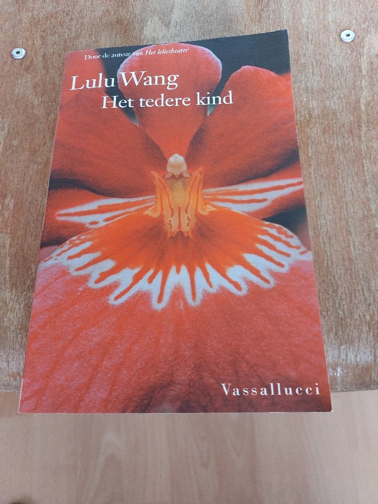 Lulu Wang, Het tedere kind, Ophalen of Verzenden, Zo goed als nieuw