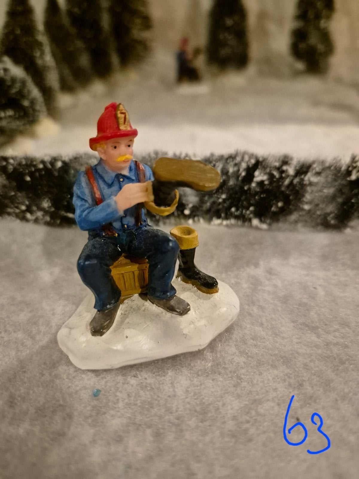 LEMAX brandweer man / fireman shine those boots, Ophalen of Verzenden, Zo goed als nieuw