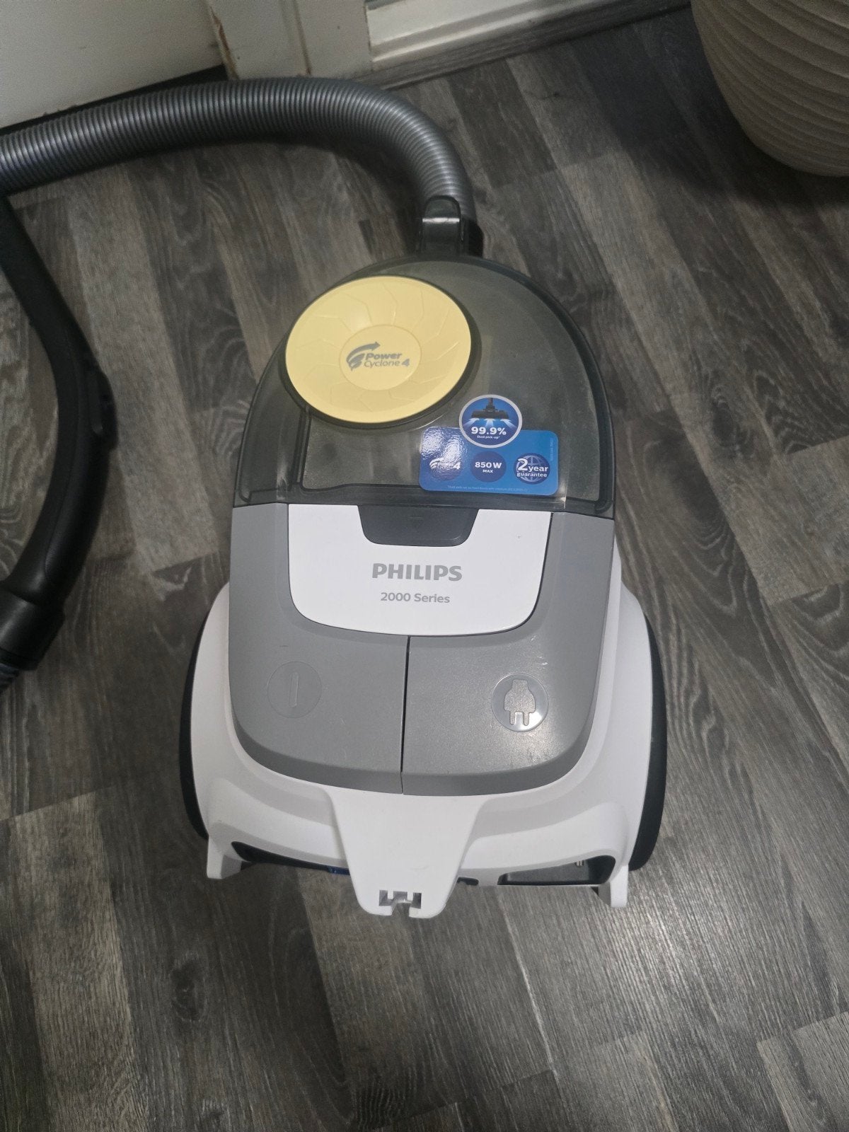 Philips stofzuiger Zakloos, Ophalen, Zo goed als nieuw