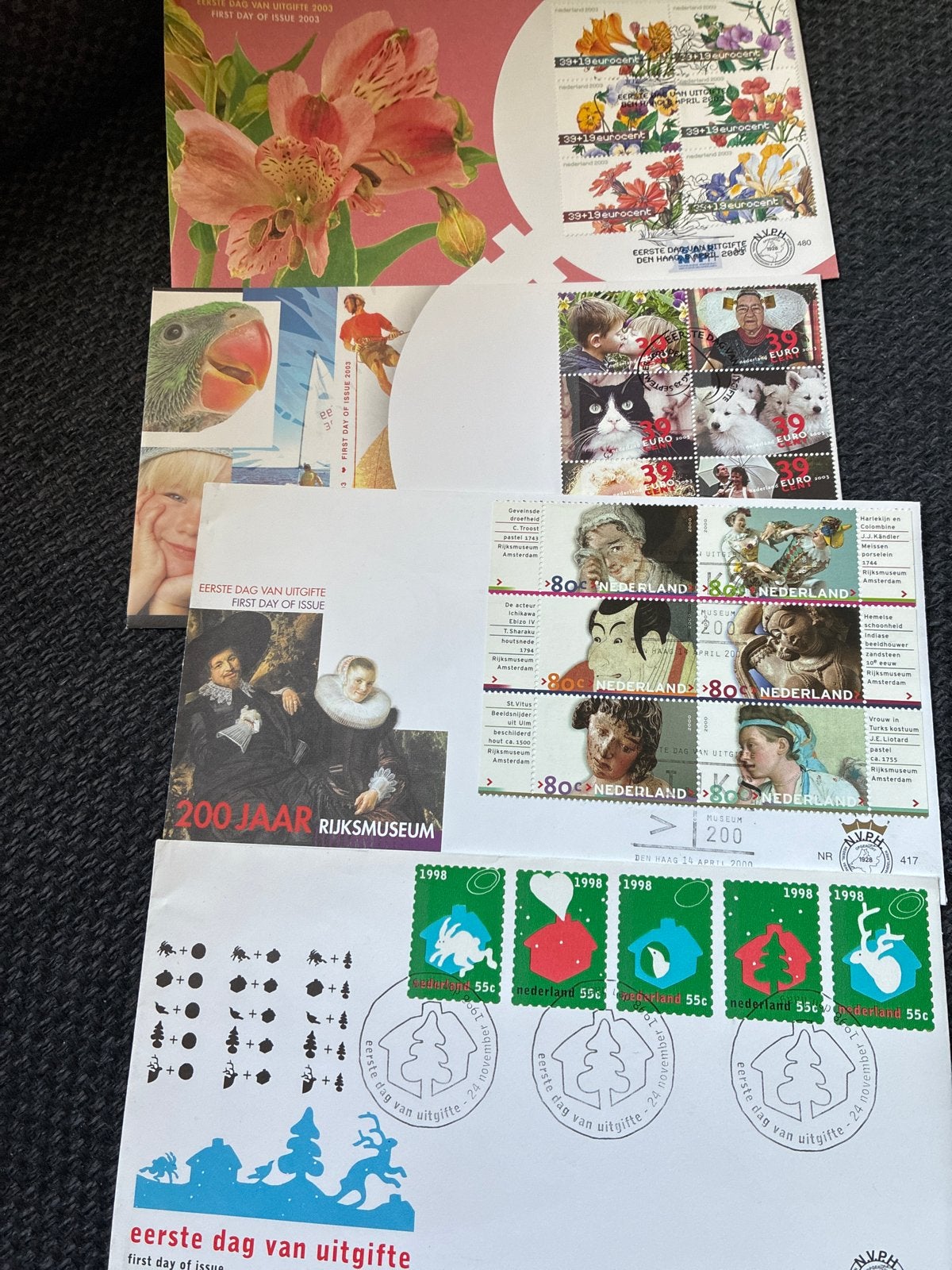 4 Eerste Dag Enveloppen & 12 Velletjes/Sets Postzegels, Ophalen of Verzenden, Onbeschreven, Nederland