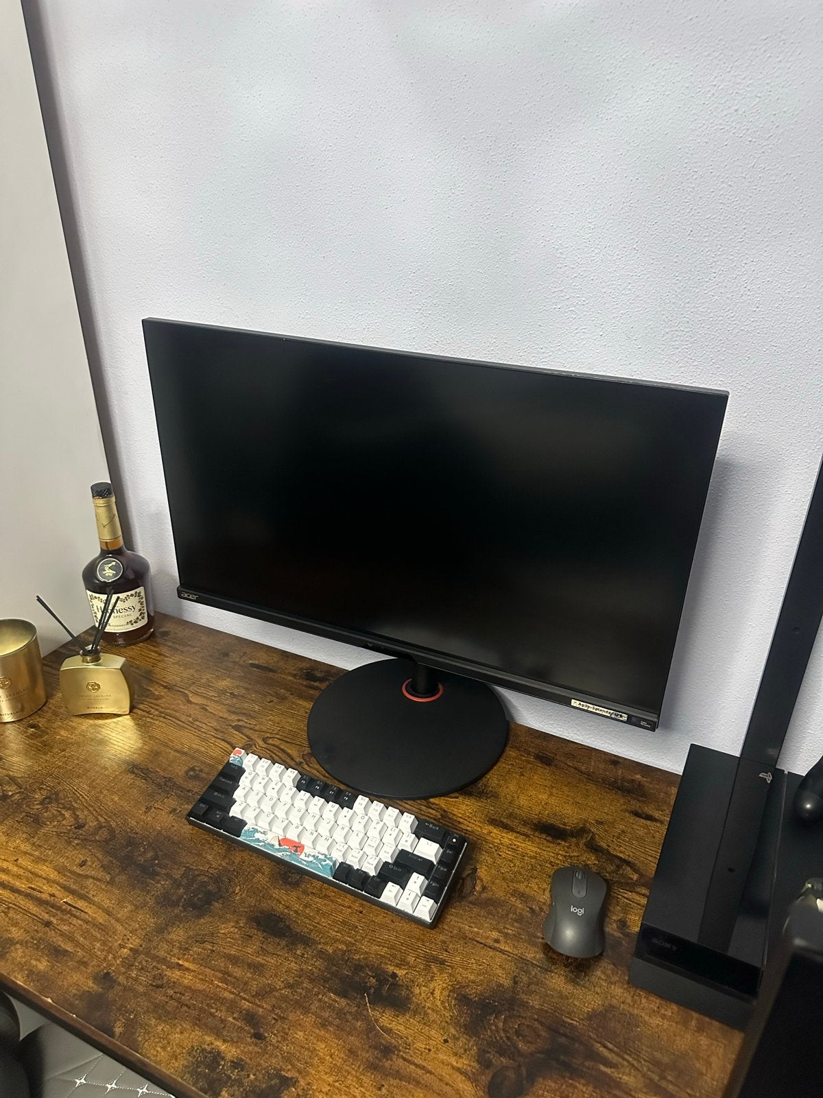 Acer 240 hz 27 inch monitor met 4 USB-poorten en draaibare a, Ophalen, In hoogte verstelbaar, DisplayPort, LED