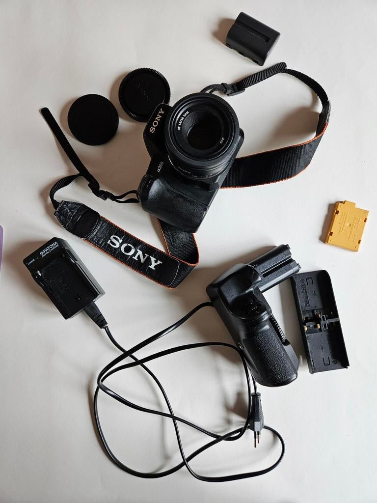 Sony Alpha a350 DSLR met Sony DT 1.8/50 lens, Gebruikt, Spiegelreflex, Ophalen of Verzenden, Sony