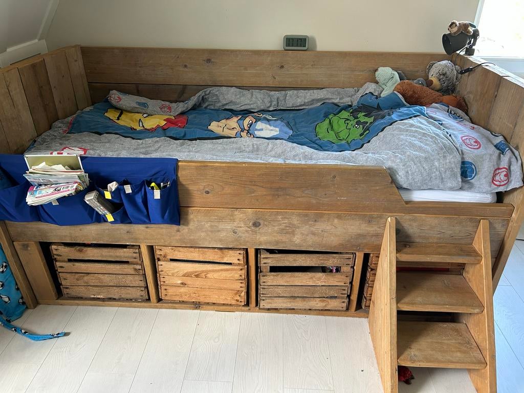 Eenpersoonsbed Steigerhout 90x200 cm, Huis en Inrichting, Gebruikt, 90 cm, Eenpersoons, Bruin