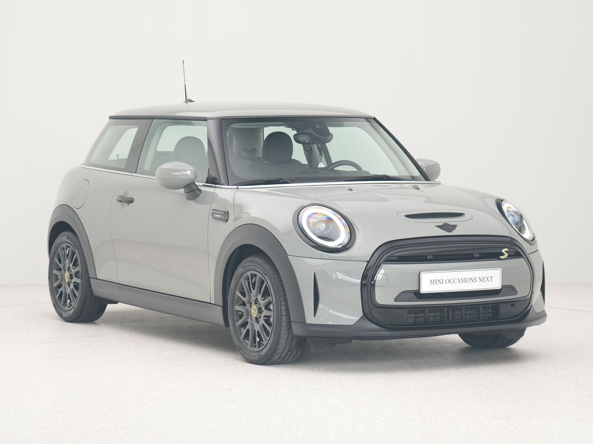 MINI Electric 3-deurs Camden Edition Accu conditie 95%, Auto's, Met garantie (alle), 4 stoelen, Leder en Stof, Mini Electric