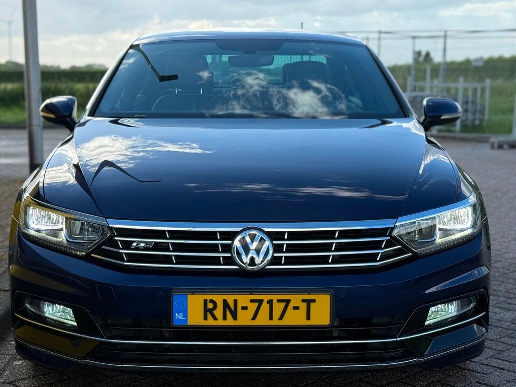 Volkswagen Passat 1.4 TSI ACT AUT Business Edition R-Line Vi, Gebruikt, Euro 6, 4 cilinders, Blauw