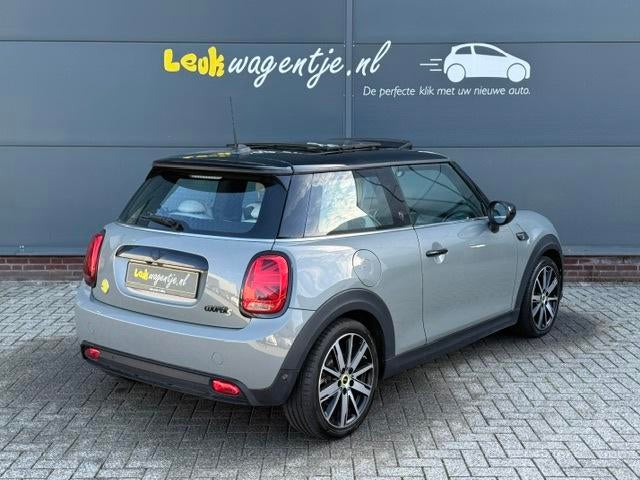 Mini Mini Electric Yours *pano *leer *camera *16.500 km, Stoelverwarming, Gebruikt, 1340 kg, 33 kWh