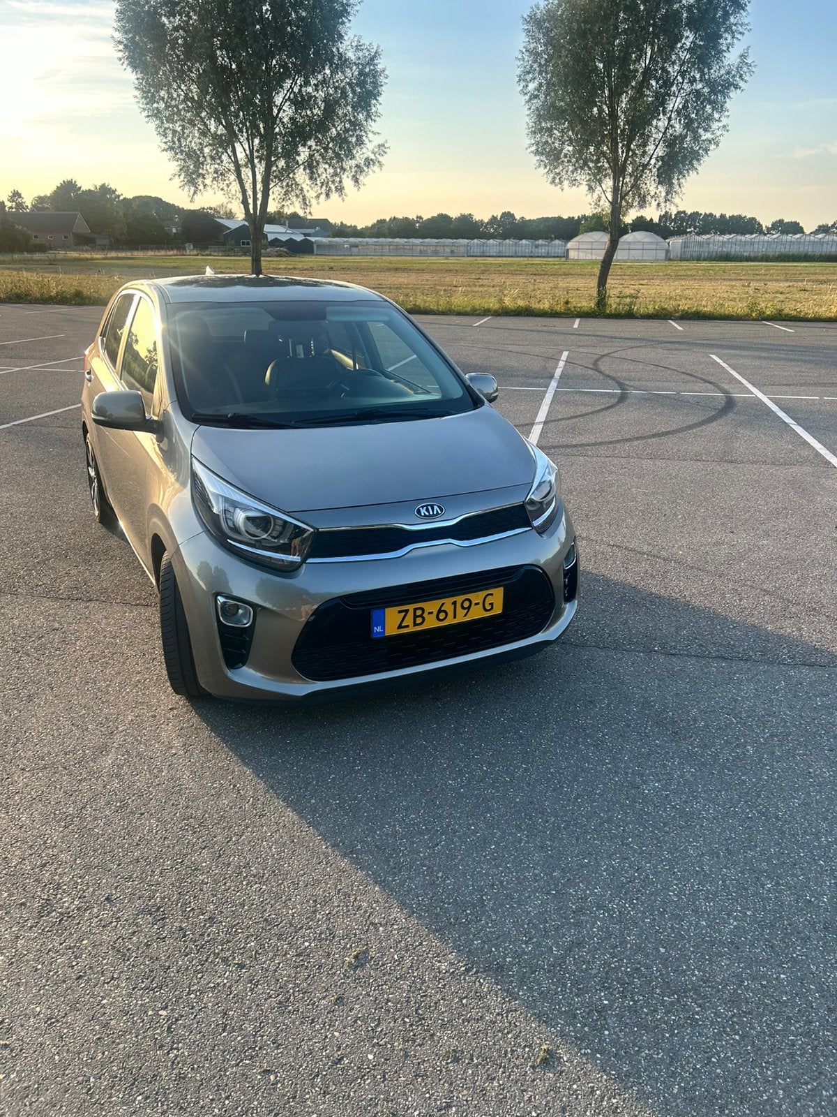 Kia Picanto 1.0 MPi 67pk 4-zits 2019 Grijs, Auto's, Voorwielaandrijving, 4 stoelen, Origineel Nederlands, Handgeschakeld