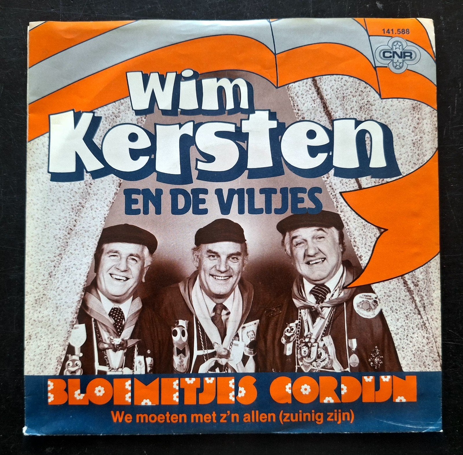 7"/SINGLE  WIM KERSTEN & DE VILTJES - Bloemetjes Gordijn, Ophalen of Verzenden, Gebruikt, Nederlandstalig