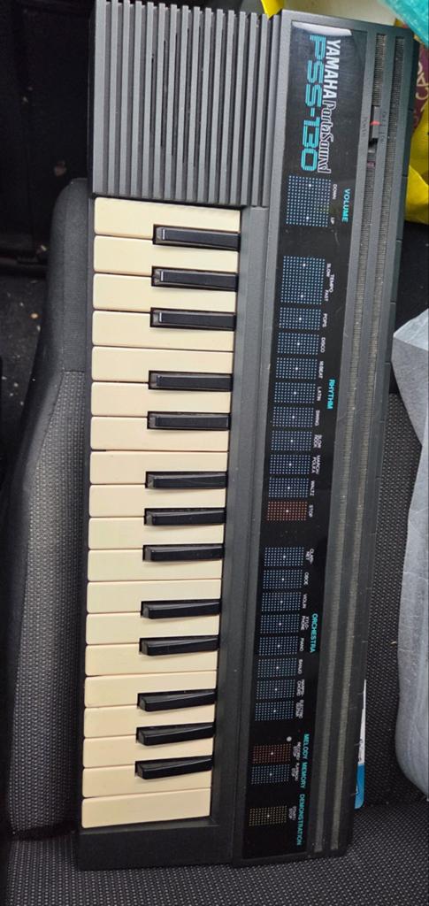 Yamaha portasound  pss 130, Ophalen of Verzenden, 61 toetsen, Yamaha