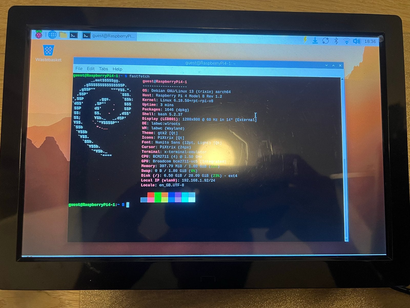Raspberry Pi Cluster met 3x Pi 4B, 1x Pi 3B, 10" scherm, Ophalen, Gebruikt, Met monitor, SSD