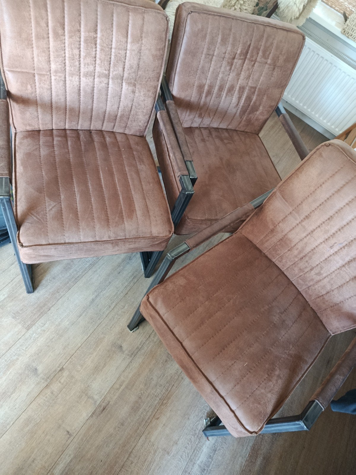 3 gratis industriële eetstoelen, Huis en Inrichting, Stoelen, Ophalen, Zo goed als nieuw, Drie