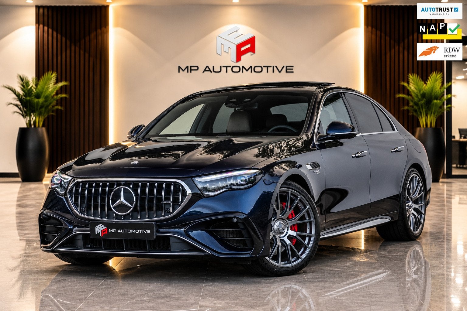 Mercedes-Benz E-klasse AMG 53 4MATIC+ Premium|612PK|Dynamic, Auto's, Automaat, Dealer onderhouden, Euro 6, Blauw