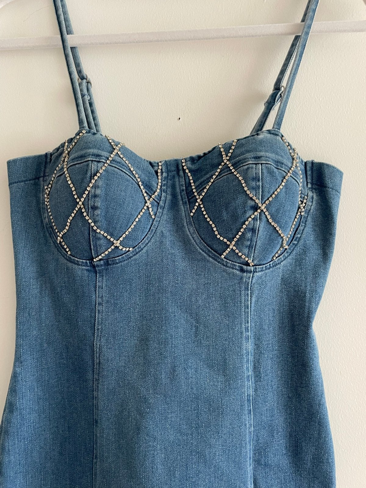 Haute Monde Stretch Denim Mini Jurk met Kristallen Maat S, Kleding | Dames, Jurken, Blauw, Nieuw, Ophalen of Verzenden, Maat 36 (S)