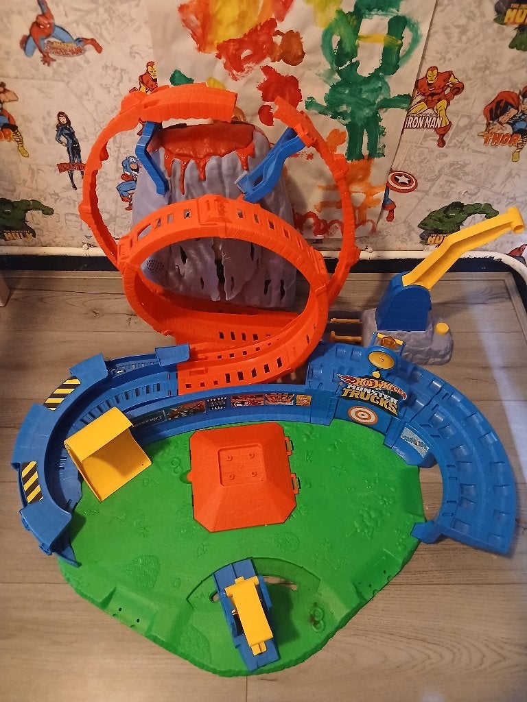 Hotwheels monstertruck racebaan, Kinderen en Baby's, Speelgoed | Racebanen, Ophalen, Racebaan, Nieuw, Hot Wheels