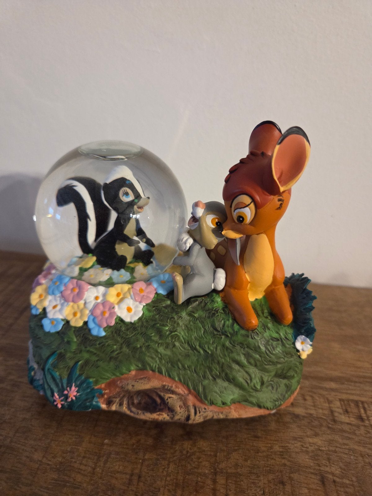 Disney Bambi snowglobe, Ophalen of Verzenden, Zo goed als nieuw, Wild dier, Beeldje of Figuurtje