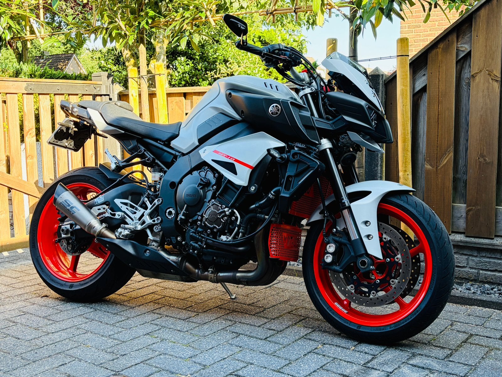Yamaha MT-10 2021 NL Motor 180pk Sc Project Quicksift Cruise, Traction Control, Occasion, Motorrijbewijs A, Bedrijf