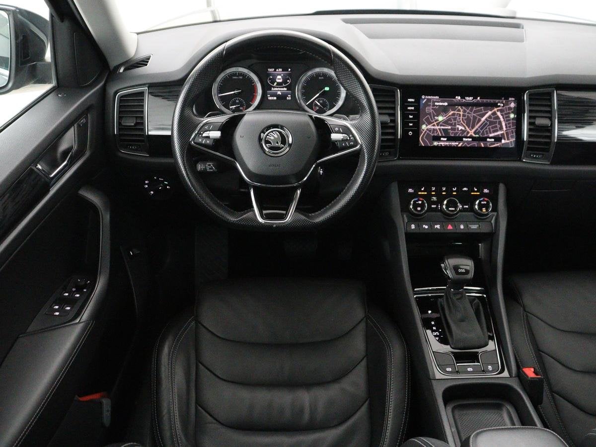 Skoda Kodiaq 1.5 TSI Business Edition Plus | Panoramadak | T, Auto's, Skoda, 4 cilinders, 150 pk, 1481 kg, Bedrijf