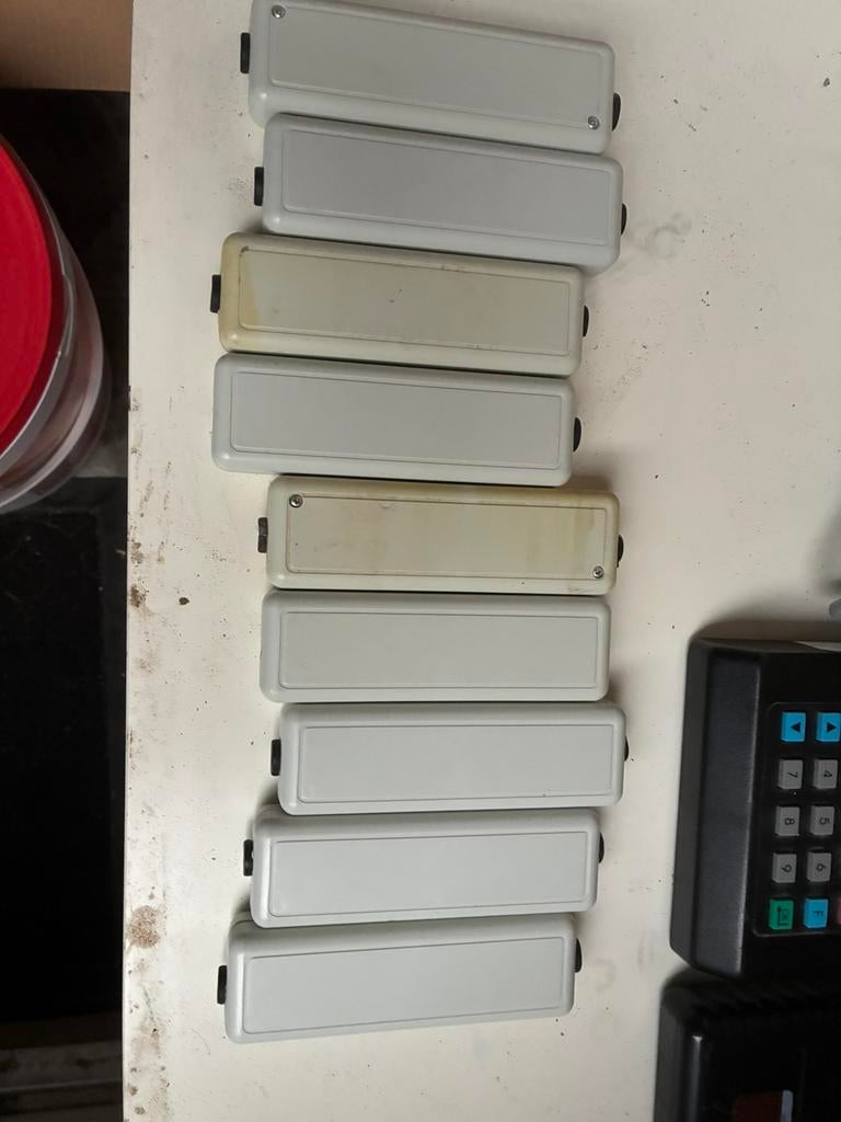 Postduiven unikon stekkerdoosjes 14 stuks, Dieren en Toebehoren, Vogels | Duiven, Meerdere dieren, Postduif
