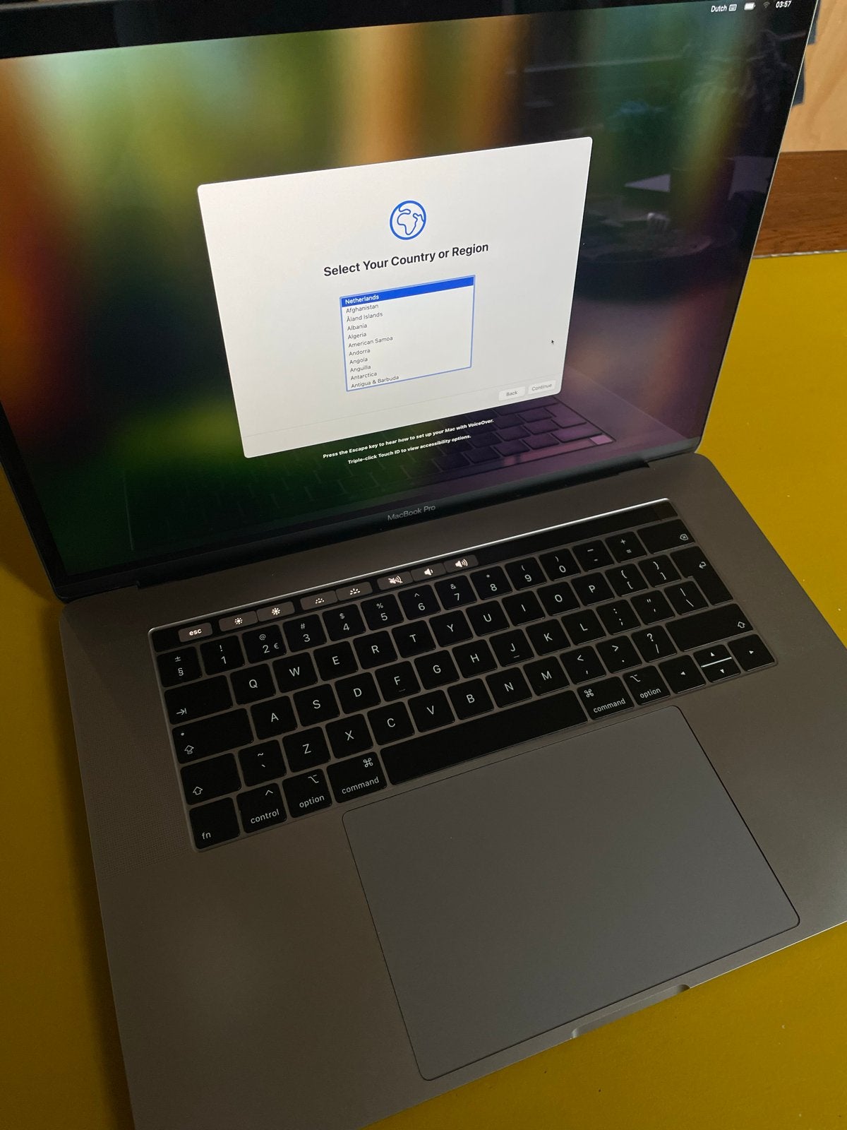 MacBook Pro 15-inch (2019) i7 | 16GB RAM | 500GB SSD, Computers en Software, Gebruikt, 2 tot 3 Ghz, 15 inch, 512 GB