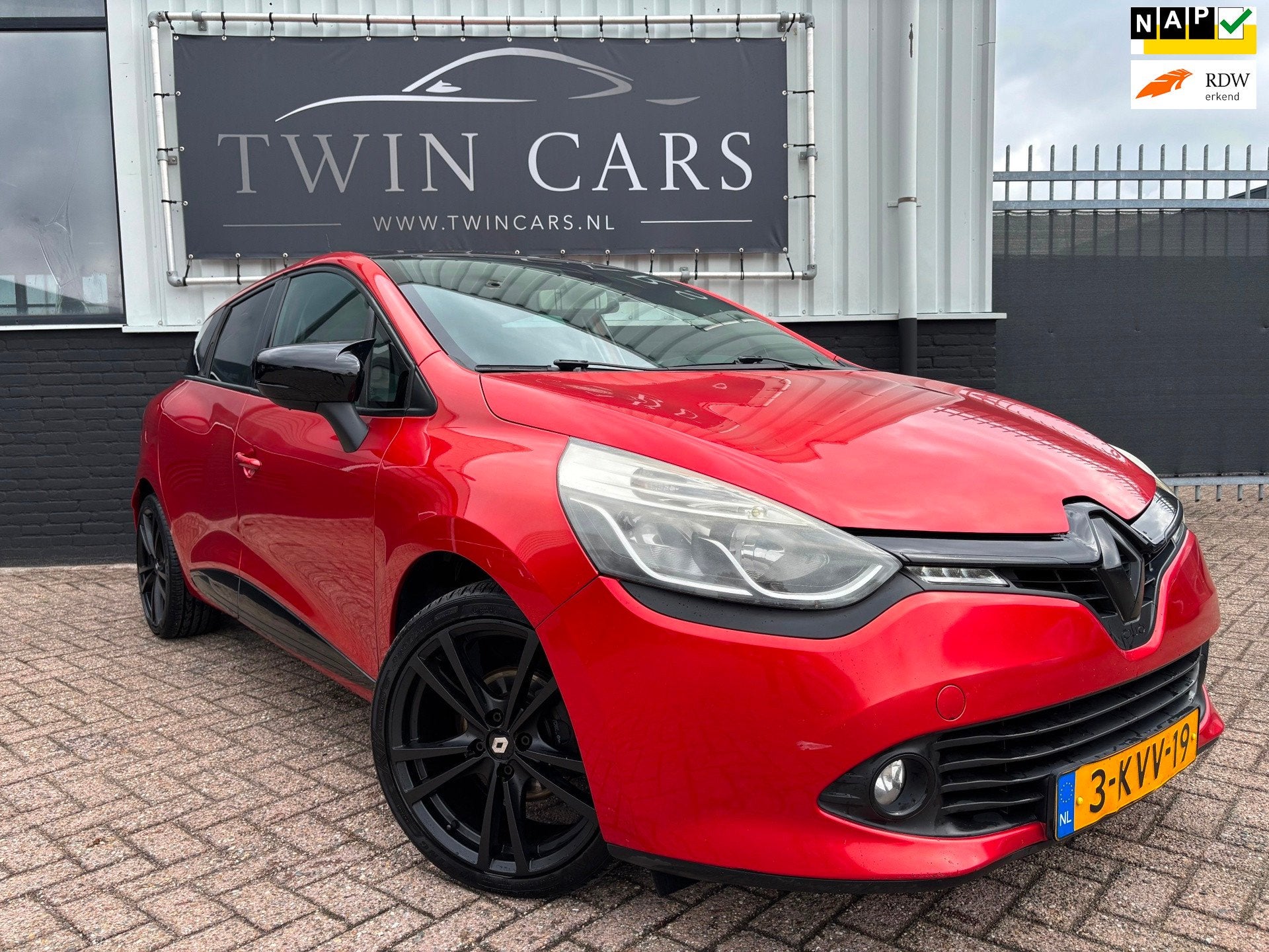 Renault Clio Estate 1.5 dCi ECO Dynamique Panoramadak, Auto's, Voorwielaandrijving, Euro 5, Stof, Zwart