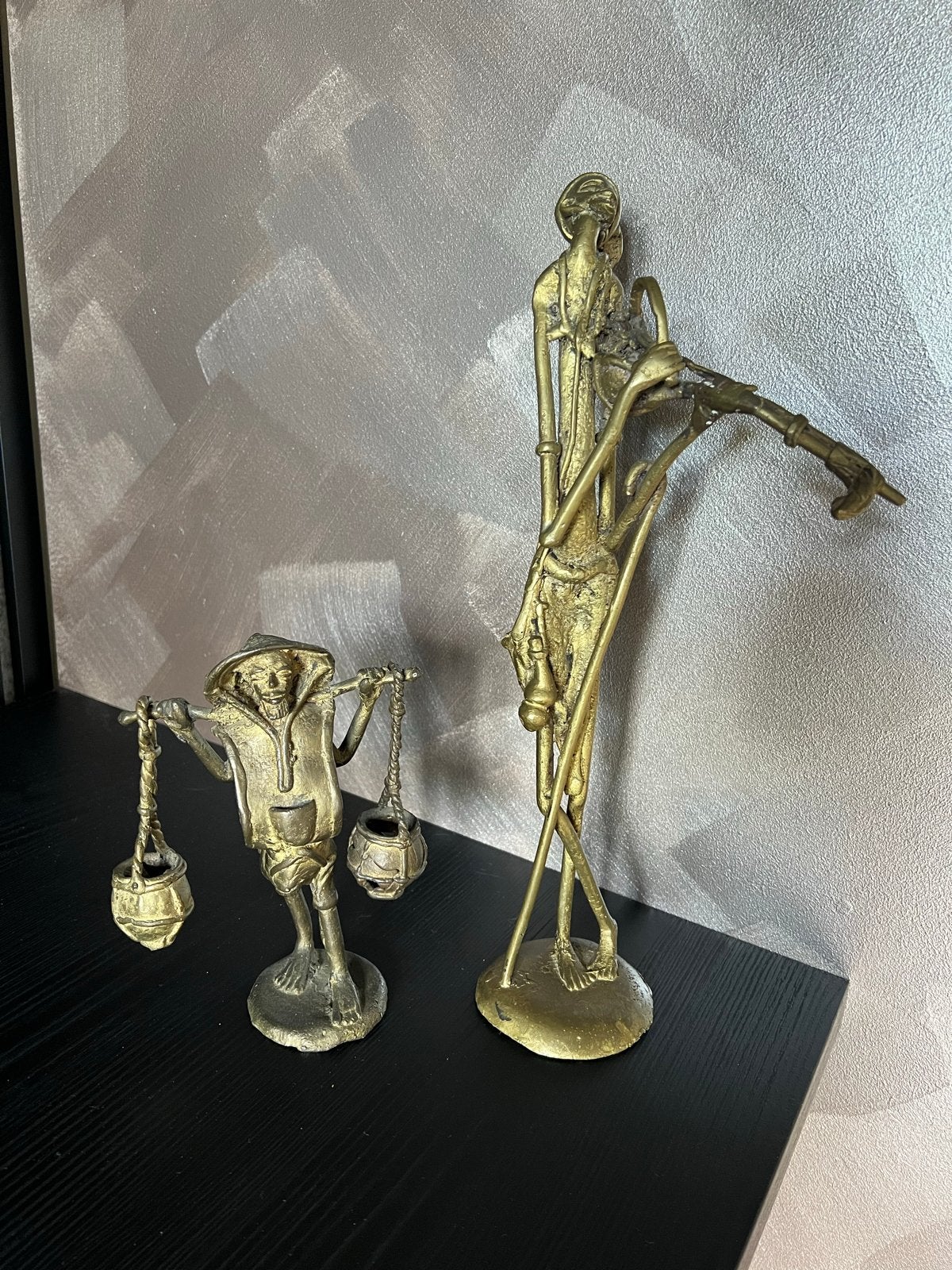 Set van 2 bronzen beelden: Aziatische figuren, Ophalen of Verzenden, 20 - 50 cm, Beeld, Goud