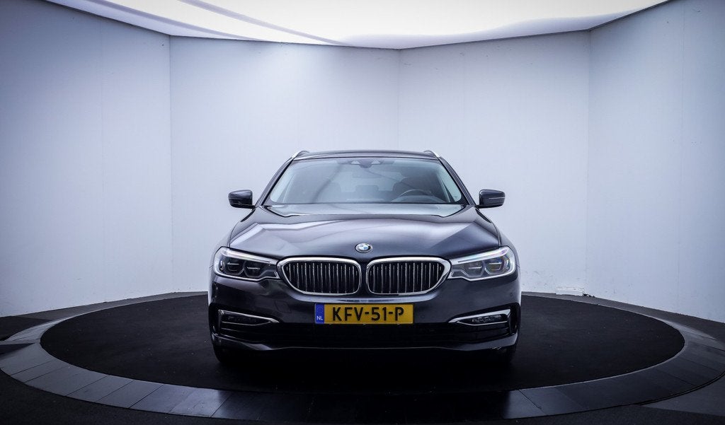 BMW 5 Serie Touring 530iA LUXURY Innovation NAPPA | COMF. ZE, 1998 cc, Gebruikt, 4 cilinders, Leder