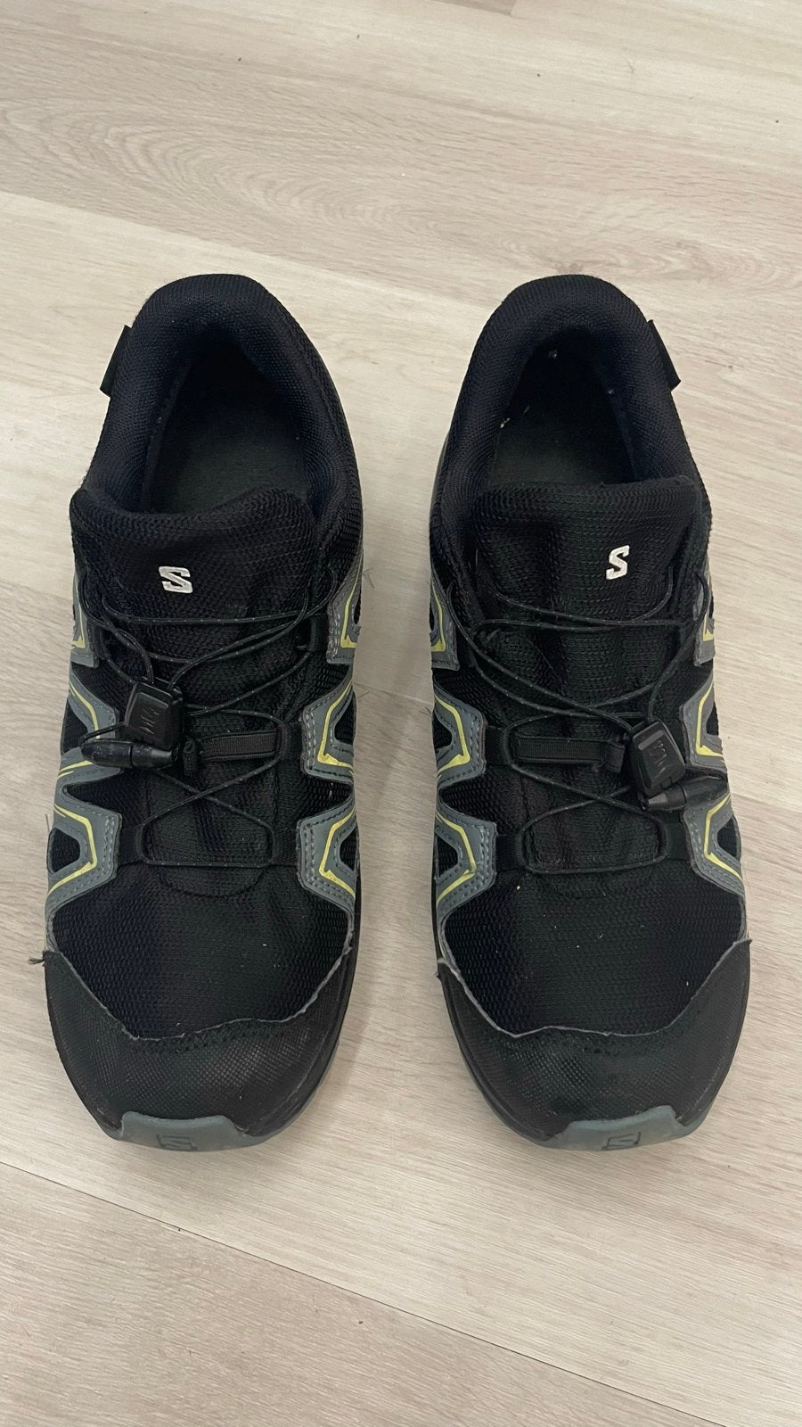 Salomon maat 39, Sport en Fitness, Bergsport en Wandelen, Zo goed als nieuw, Schoenen, Ophalen