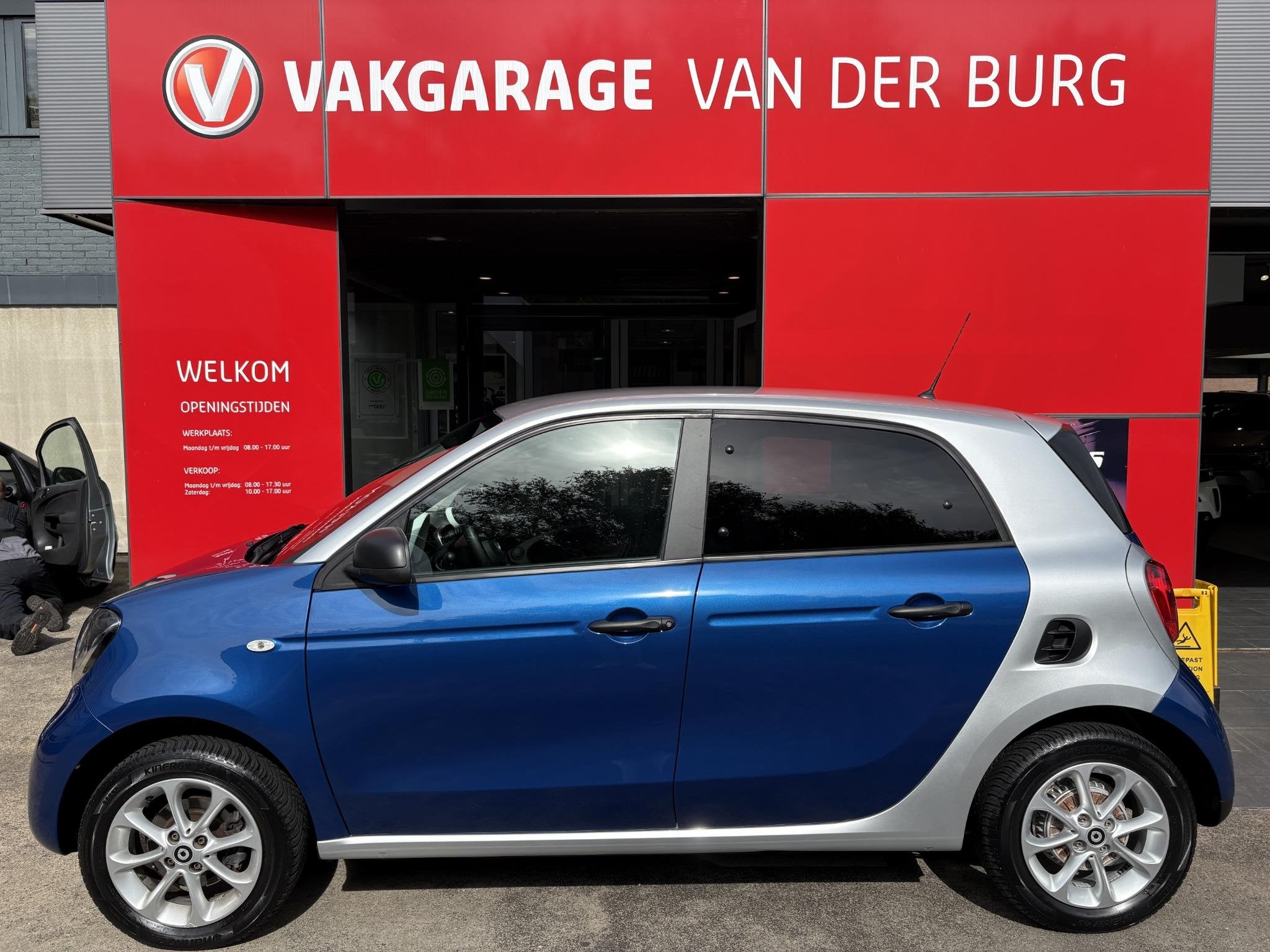 Smart Forfour 1.0 Business Solution Automaat RIJKLAAR, Automaat, 12 maanden, Gebruikt, 905 kg