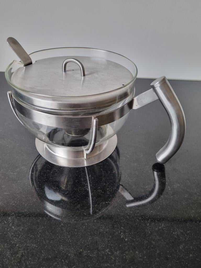 Theepot van  metaal. Design . Erg leuk, Ophalen of Verzenden