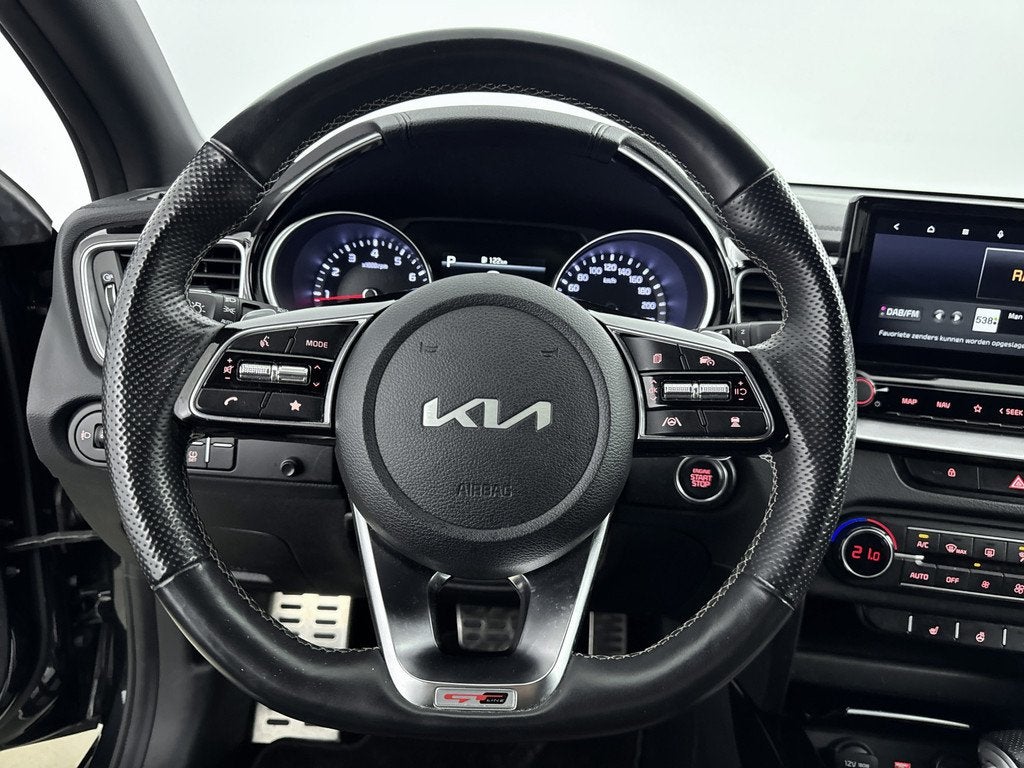 Kia ProCeed - 1.5 T-GDi GT-Line // LEDER // NAVIGATIE // CAM, Gebruikt, 4 cilinders, 160 pk, Zwart