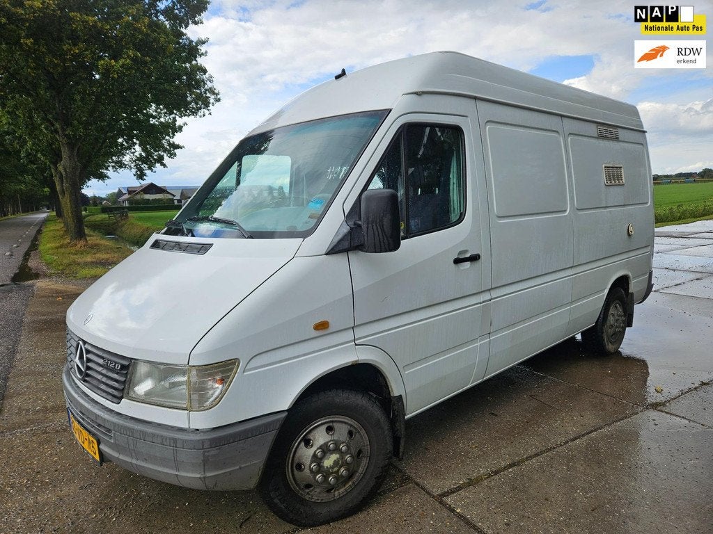 Mercedes-Benz 212 D / orginele camper/ douch/ keuken/ automa, Automaat, Buscamper of Camperbus, Tot en met 2, Bedrijf