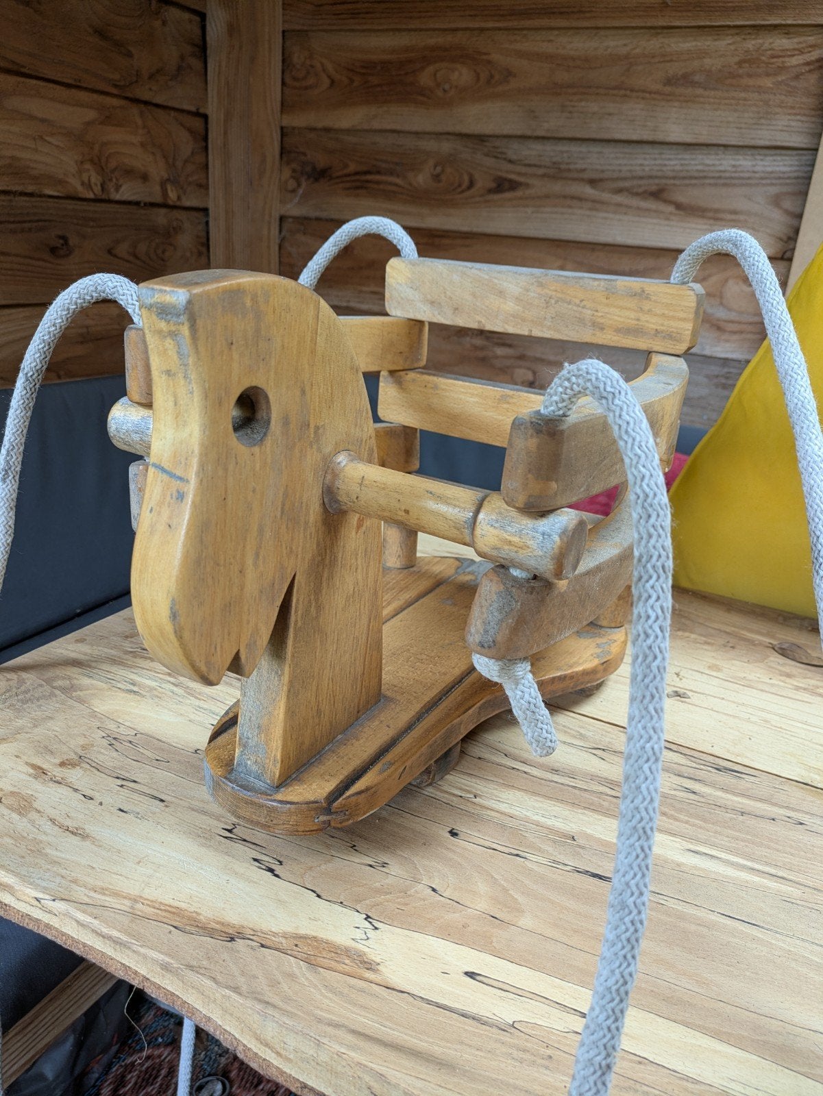 Houten schommel paard, Ophalen, Jongen of Meisje
